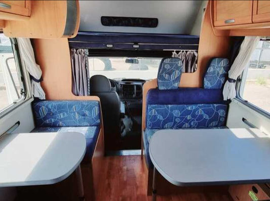 AUTOCARAVANA  AUTOCARAVANAS  CARAVANACAMPER MOTORHOME VEHICULO RECREATIVO CASA RODANTE VIVIR EN AUTOCARAVANADOBLE SALON 