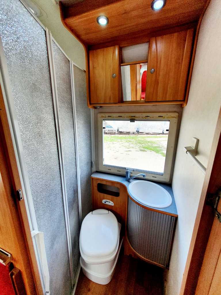 AUTOCARAVANA ADRIA FIAT DUCATO TENERIFE CANARIAS SEGUNDA MANO COMPRAR  OCASION  GRAN CANARIA LAS PALMAS LAVABO MAMPARA