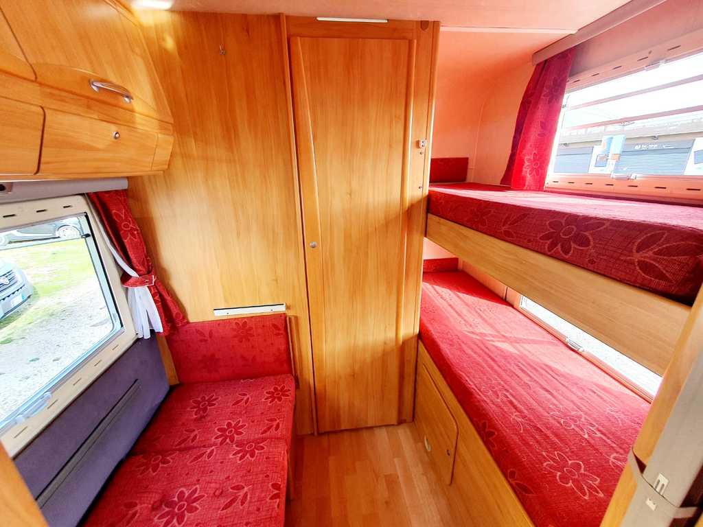 AUTOCARAVANA ADRIA FIAT DUCATO TENERIFE CANARIAS SEGUNDA MANO COMPRAR  OCASION  GRAN CANARIA LAS PALMAS SOFA CAMA LITERAS
