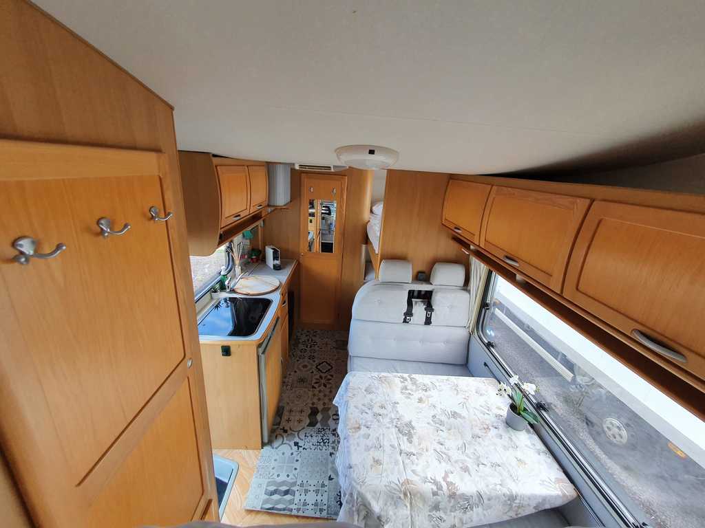 AUTOCARAVANA_DE_SEGUNDA_MANO_TENERIFE_MCLOUIS_BARATA_PEQUENA_EN_CANARIAS_TENERIFE_LAS_PALMAS_GRAN_CANARIA_MILANUNCIOS_FIAT_DUCATO_OCASION_AUTOCARAVANASDM_NEVERA_TRIVALENTE