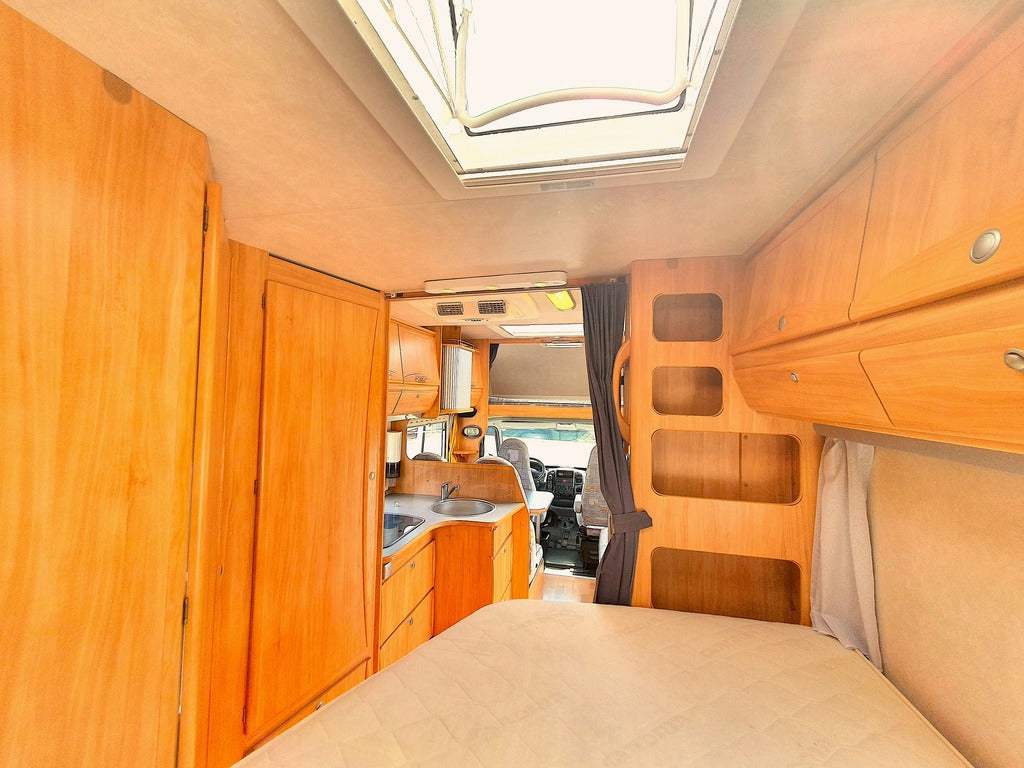 autocaravanas_autocaravana_segunda_mano_ocasion_norte_precio_de_lujo_en_canarias_tenerife_fiat_ducato_adria_adriatik_arure_gran_canaria_las_palmas_oportunidad_adria_autocaravanasdm_canarias_cocina_l_asientos_giratorios
